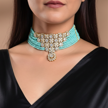 Noorika Choker