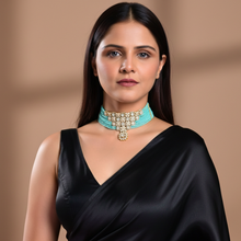Noorika Choker
