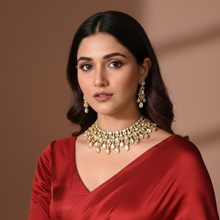 Sona Riwaayat Necklace Set