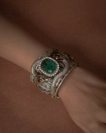 Dilkash Sabyasachi Bracelet – Traditional Artificial Bracelet for Women