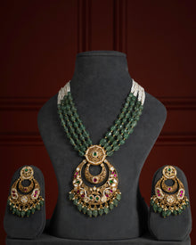 Chand Adaa Necklace – Elegant Artificial Necklace for Women